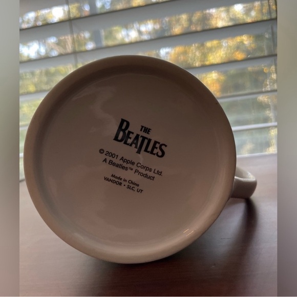 The Beatles 2001 Retro Multi-Color Ceramic Coffee Mug - Picture 5 of 7
